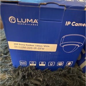 luma suveillance IP Camera 2.8 mm white 220 IP camera